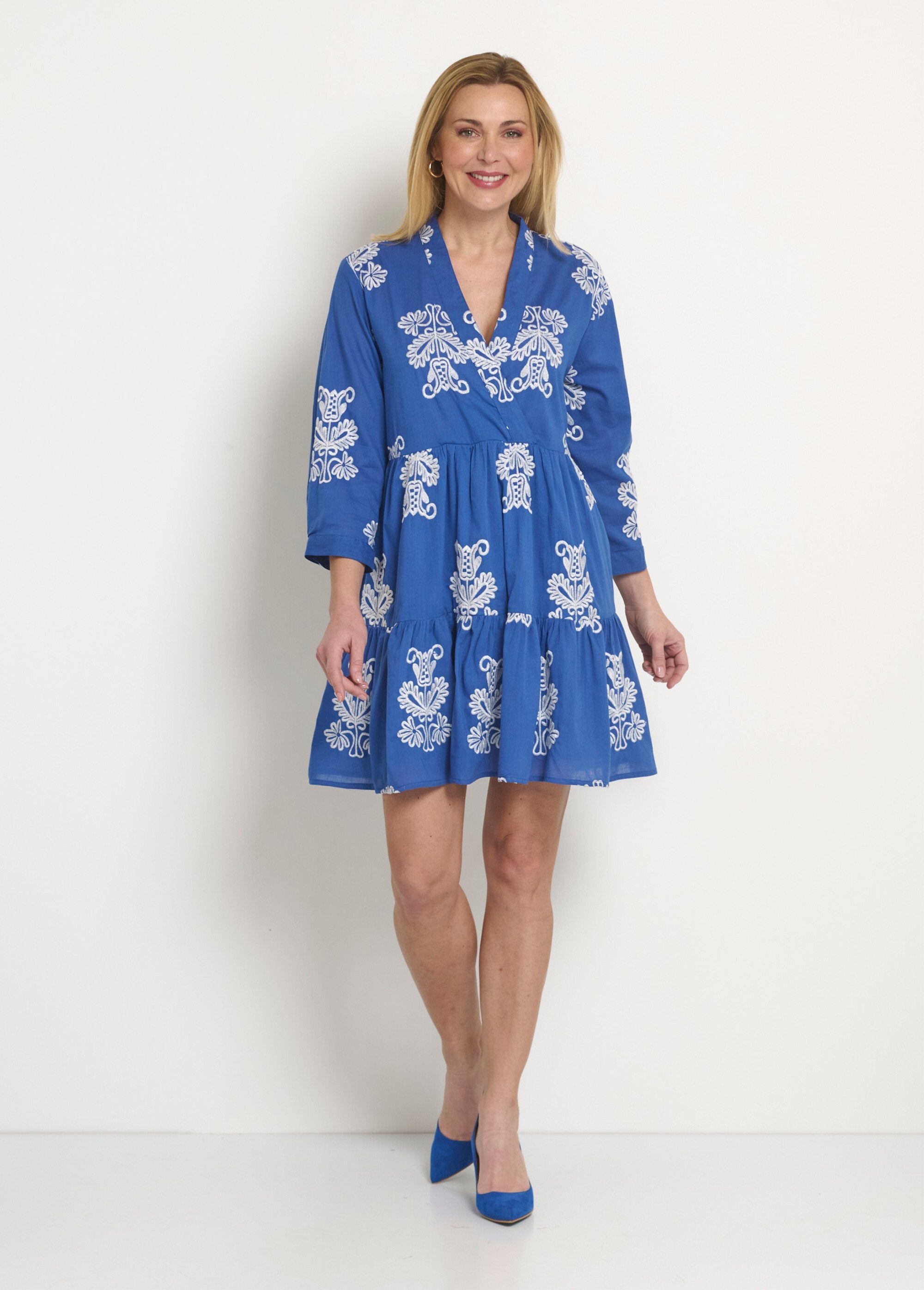 Short_ruffled_dress_with_embroidery_Blue_FA1_slim