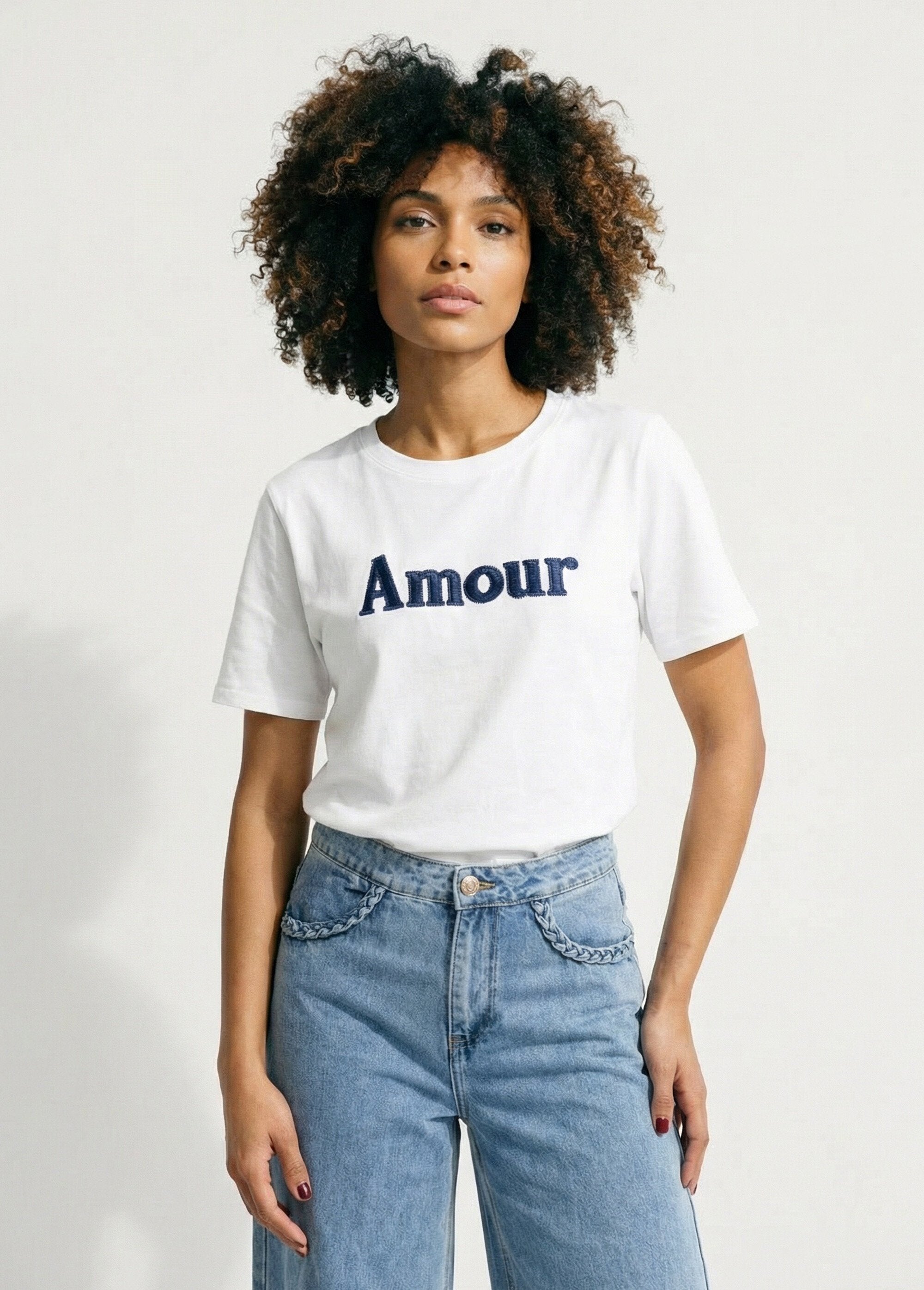 T-shirt_coton_avec_inscription_Amour_Blanc_et_marine_FA1_slim