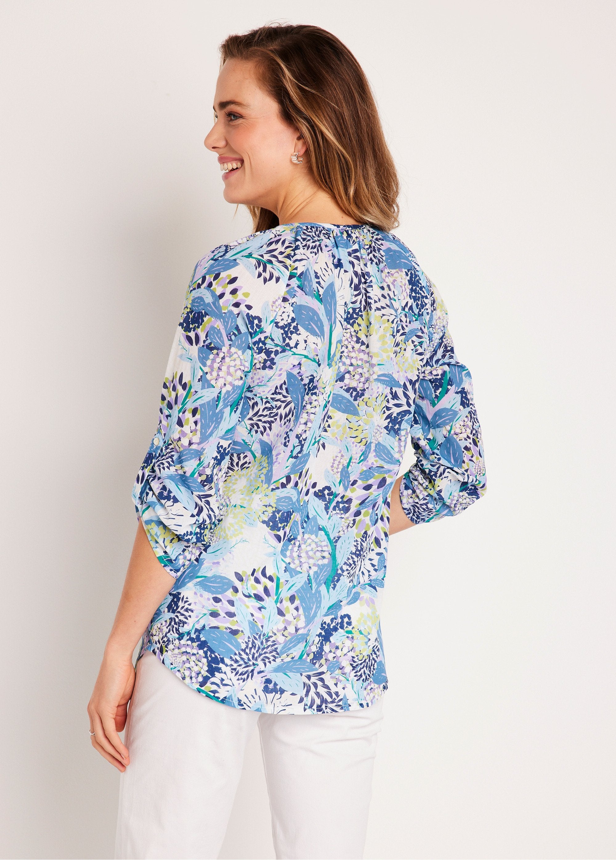 Long_floral_buttoned_tunic_Blue_and_white_DO1_slim