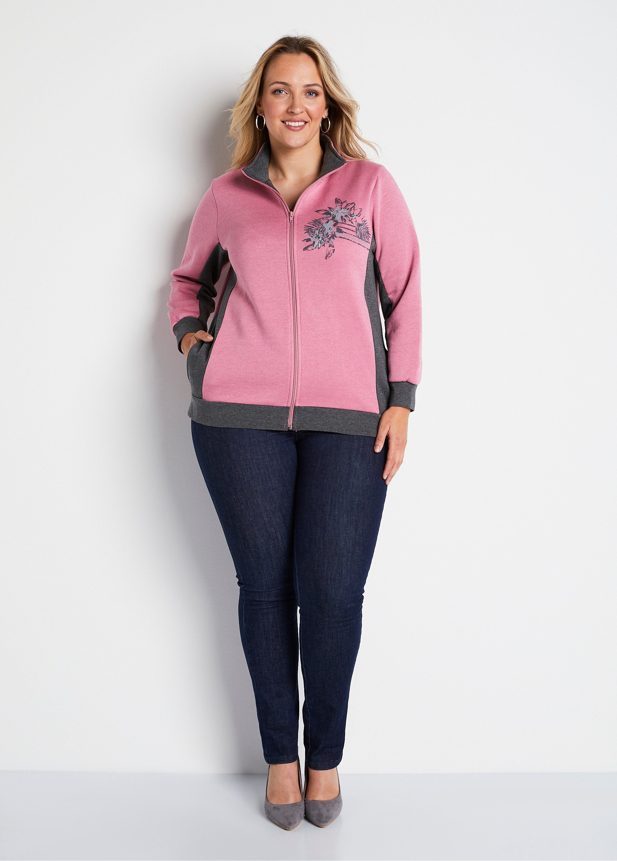 Glitter_zipped_fleece_jogging_jacket_Pink_and_gray_SF1_curvy