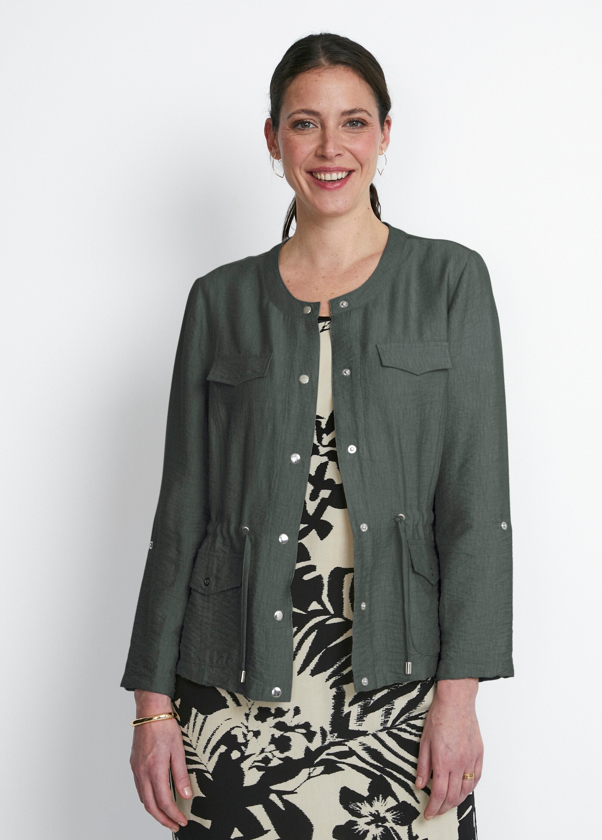 Long-sleeved_collarless_safari_jacket_Khaki_FA1_slim